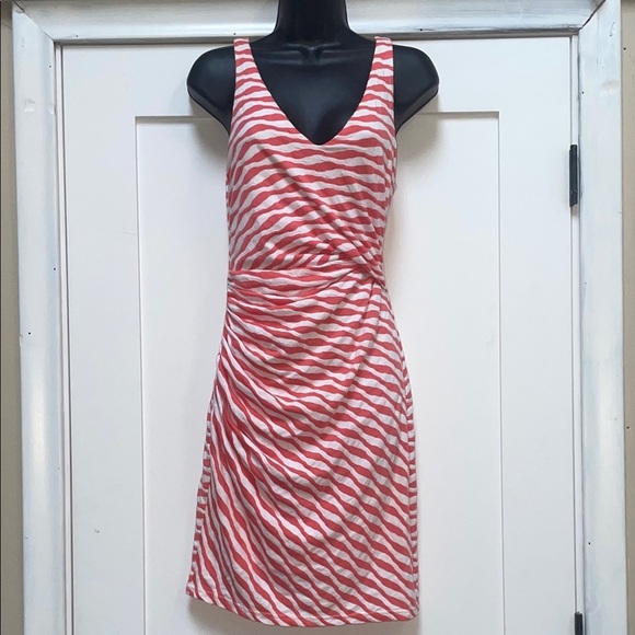 41 Hawthorn Dresses & Skirts - 41 Hawthorn Red and White Zigzag Mini Dress